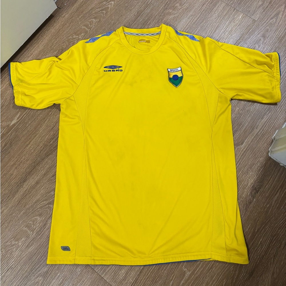 Brazil Futbol Umbro Soccer Jersey Size XL